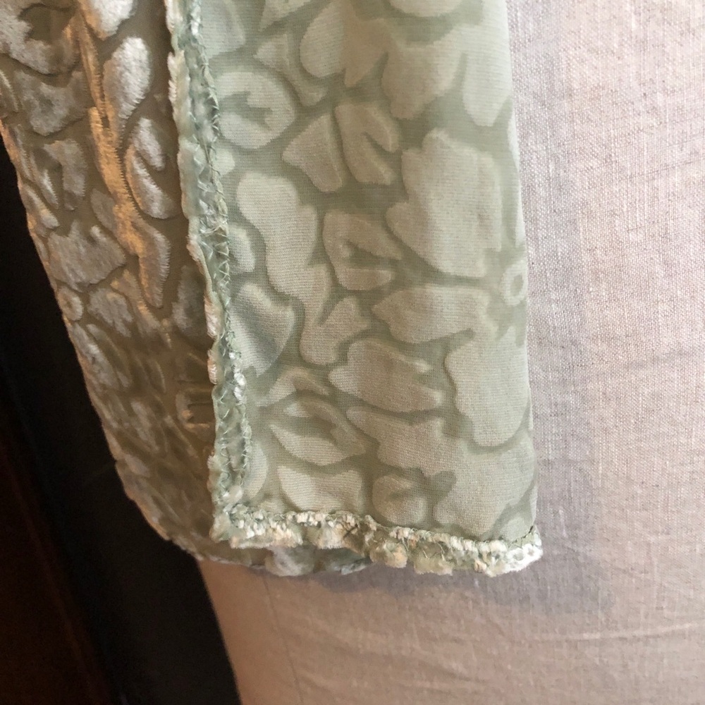 Soft and sensual sage green burnout velvet handmade scarf OOAK 11” x 62” - Picture 5 of 6